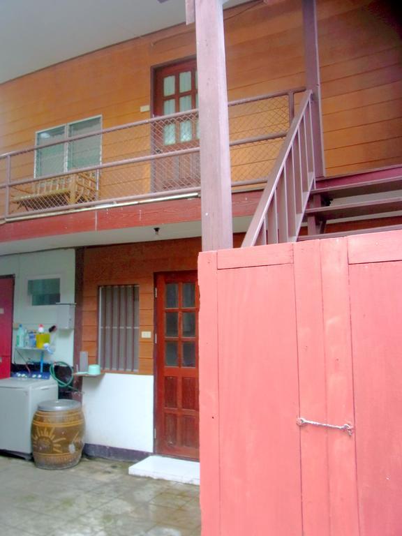 28 Rachabutr Hostel Ubon Ratchathani Rom bilde